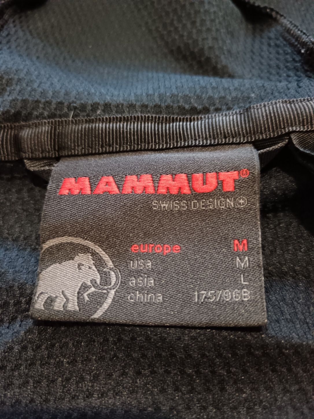 MAMMUT Ultimate V SO Hooded Jacket