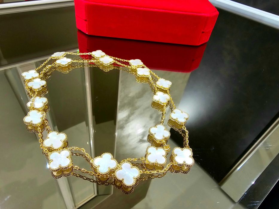 Van Cleef & Arpels VCA Gold Mother 20 Motifs Alhambra Дамско Колие