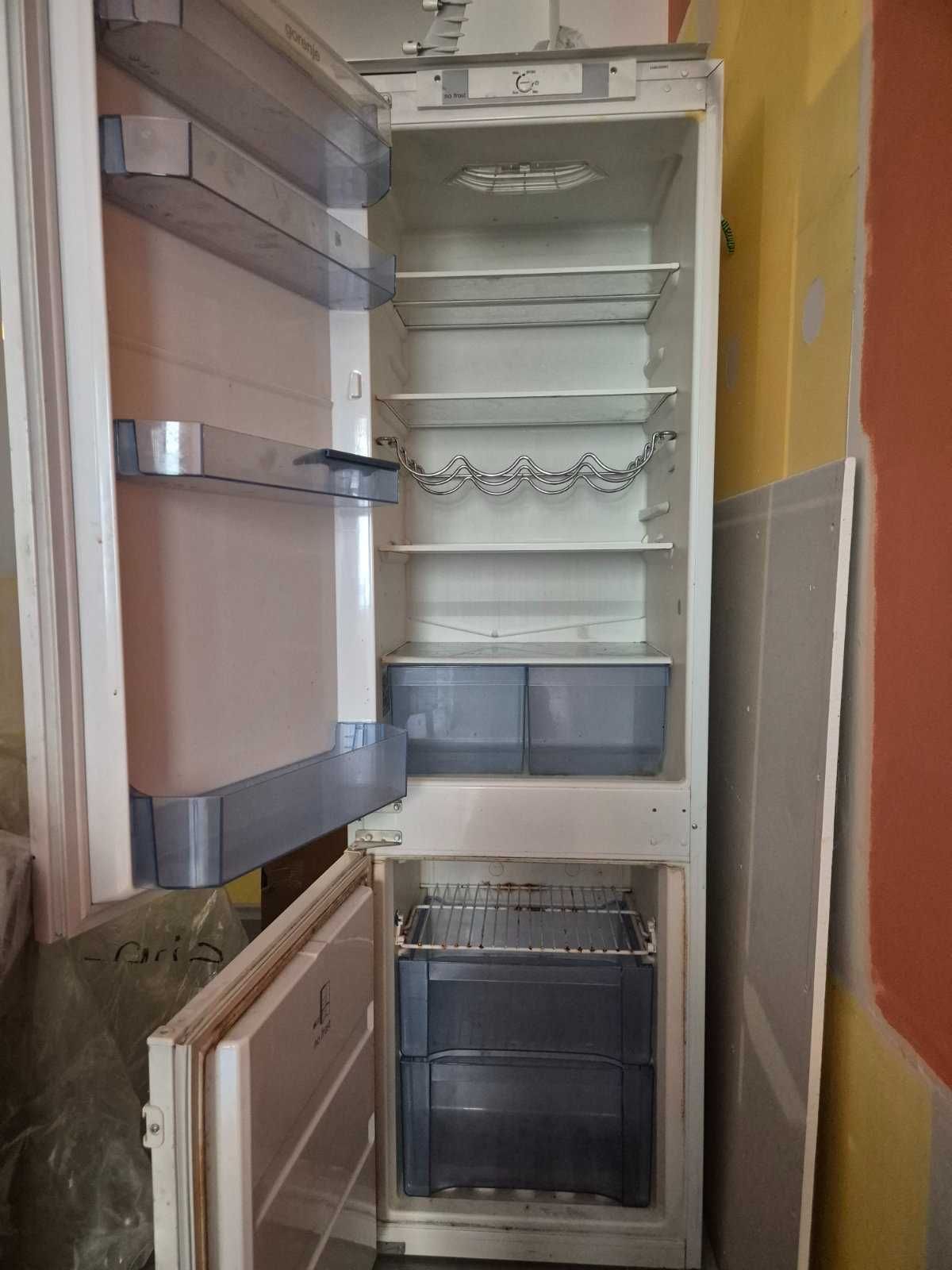 Хладилник за вграждане Gorenje