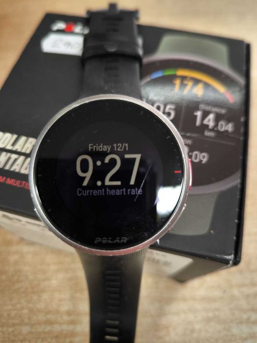 Мултиспорт часовник Polar Vantage V2