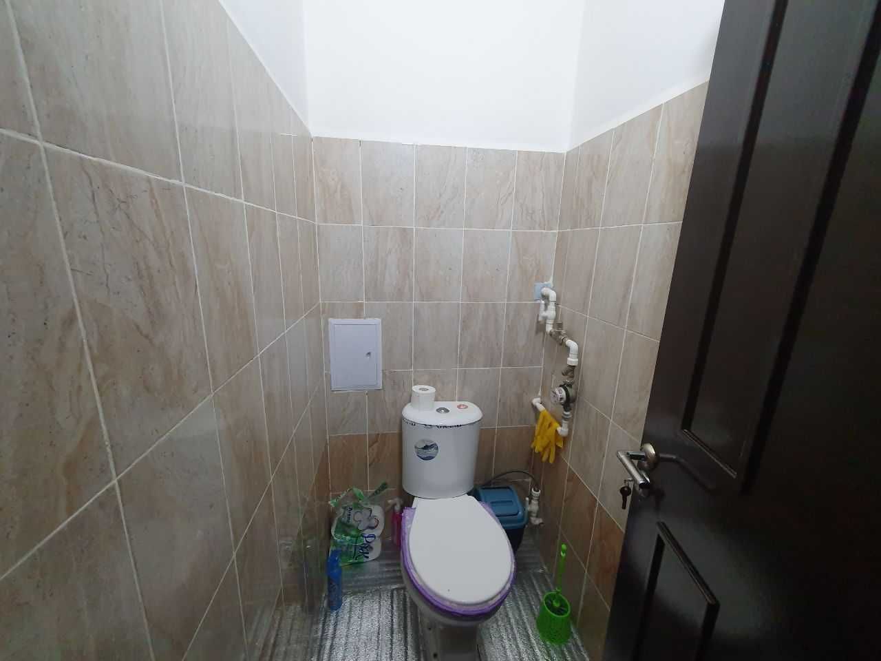 Продаётся трёх комнатная квартира