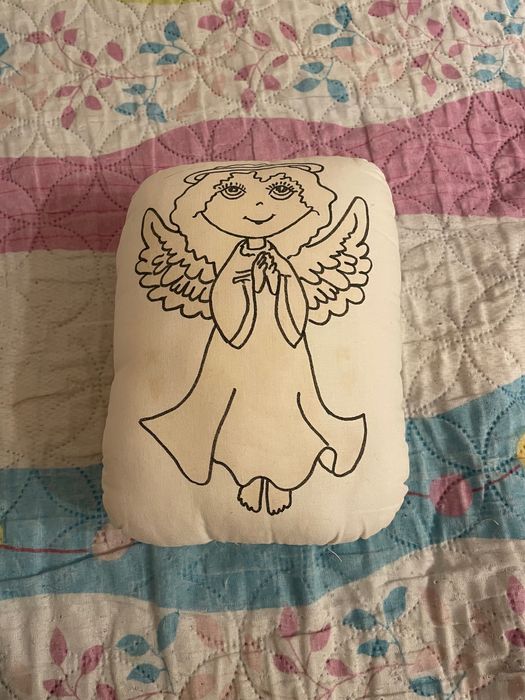 Възглавнички, плюшени играчки и чантички