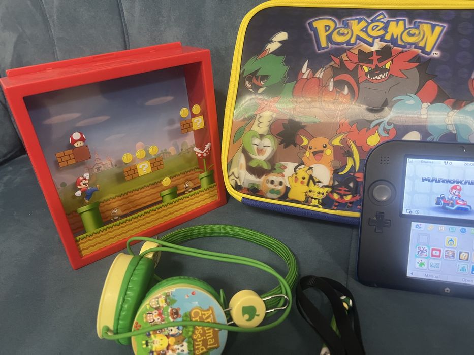 Nintendo 2 ds impecabil full pt copii