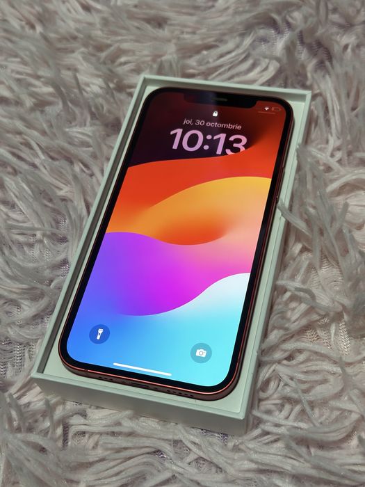 Iphone 12, in stare foarte buna