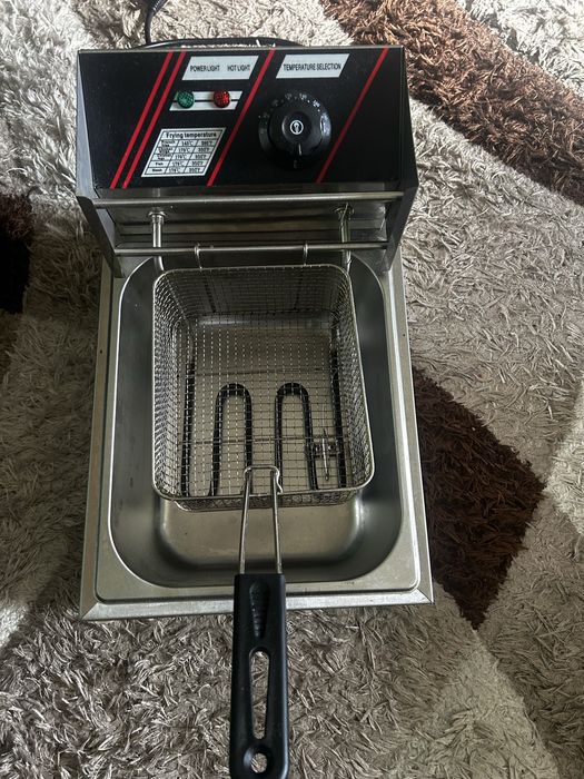 Фритюрник ползван броени пъти