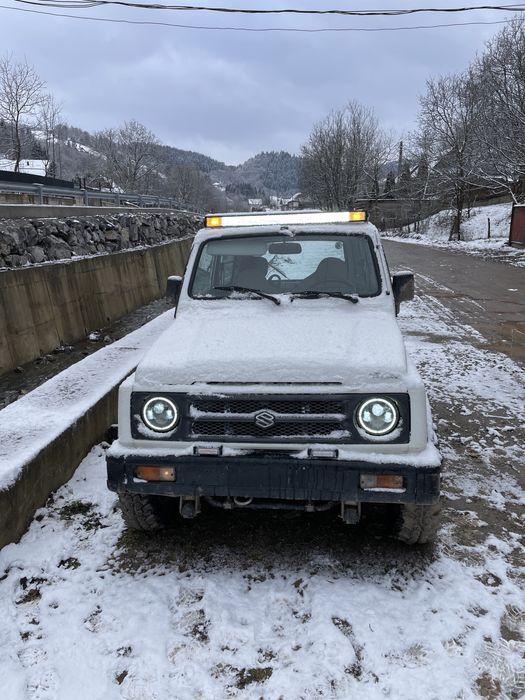 Vand suzuki samurai 1.3 benzina