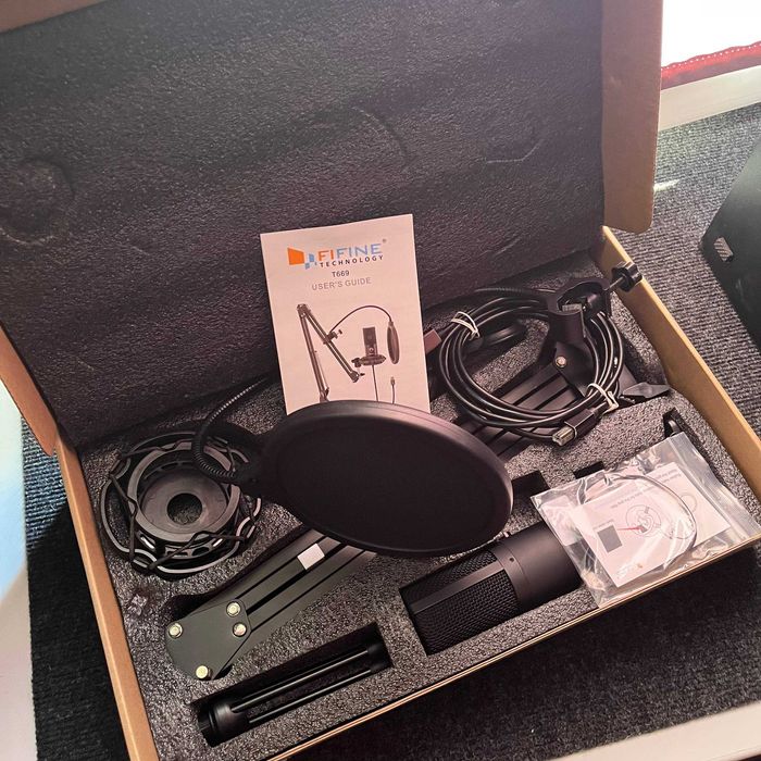 Микрофон FIFINE T669 USB — Полный комплект, как новый, готов к работе