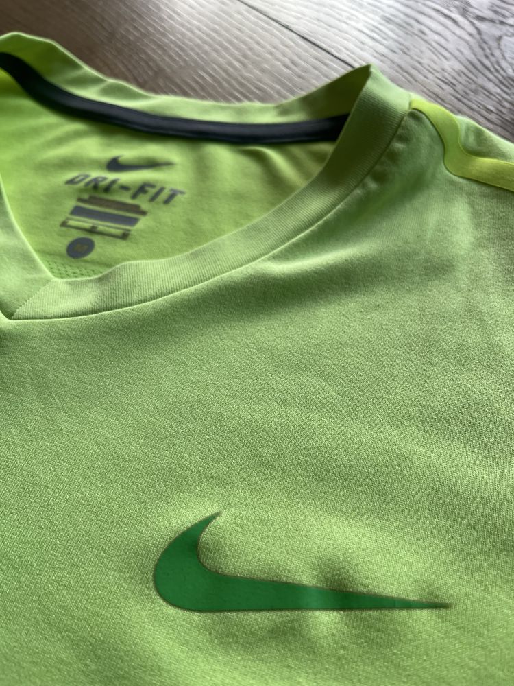 NIKE RF Roger Federer Australian Open 2015 - Размер М / Оригинал