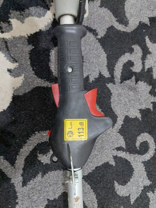 Cositoare gard viu și crengi second-hand