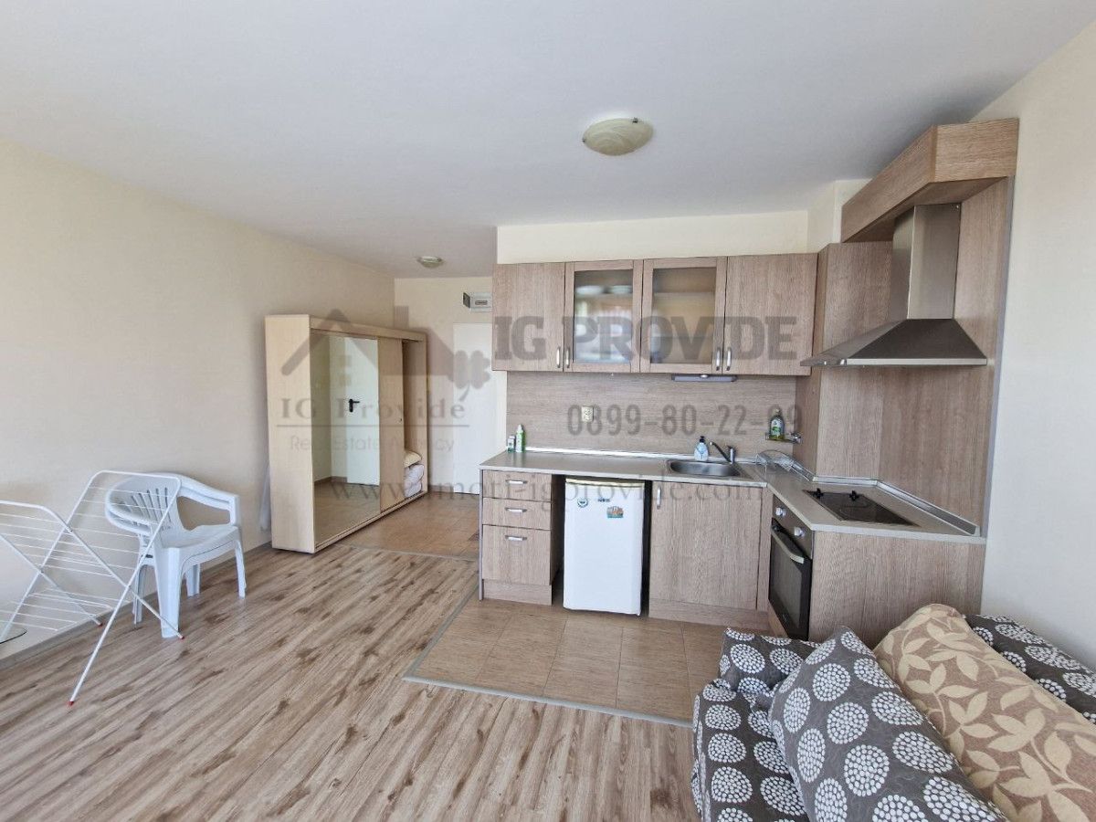 Продава се Едностаен апартамент в Свети Влас - 34 кв.м за 1309 €/кв.м - Снимка #2