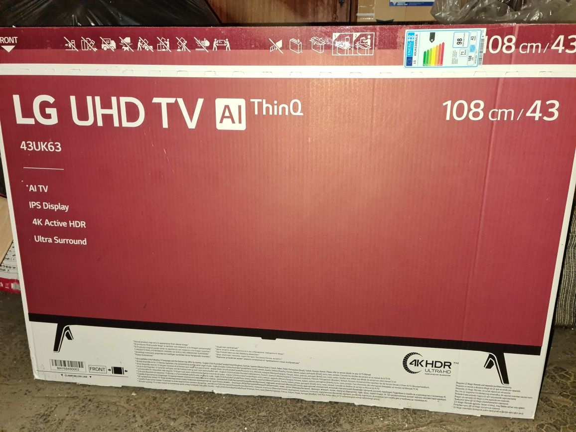 Vând TV LG cu display spart