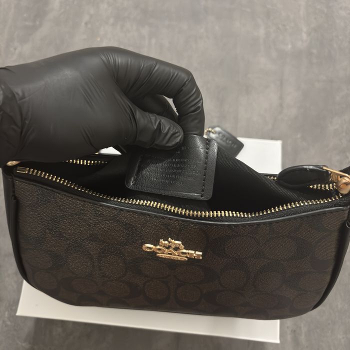 Coach Teri Brown Canvas - Дамска Чантичка