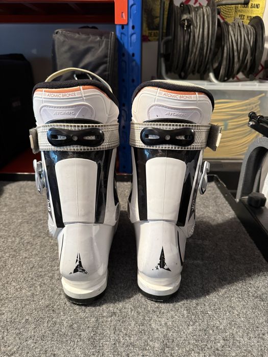 Дамски ски обувки Atomic