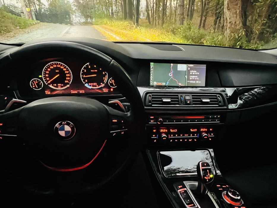 BMW 528i Xdrive-Interior Seria 7 -Extra Full -Optiuni Toop-Camera 360