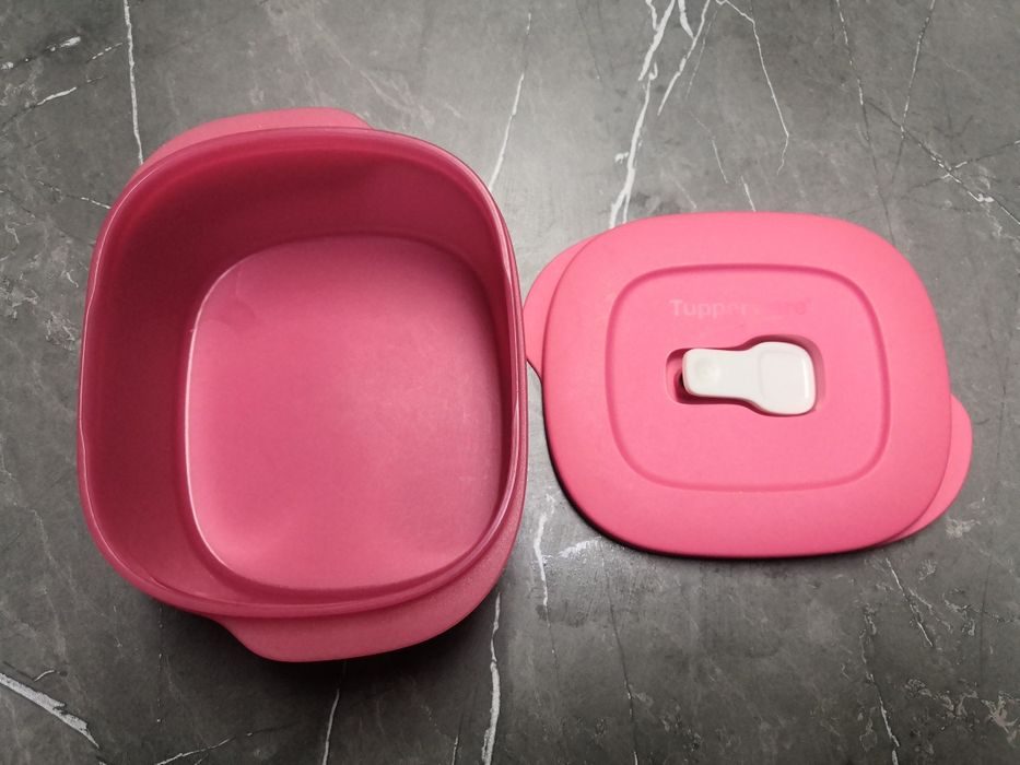 Продам контейнеры фирмы "TUPPERWARE"
