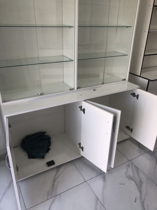 Shkaf apteka dukonga tugri keladi