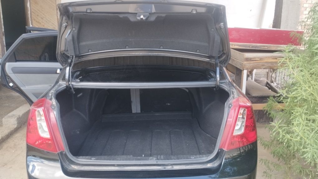 Chevrolet Gentra Шевроле Джентра
