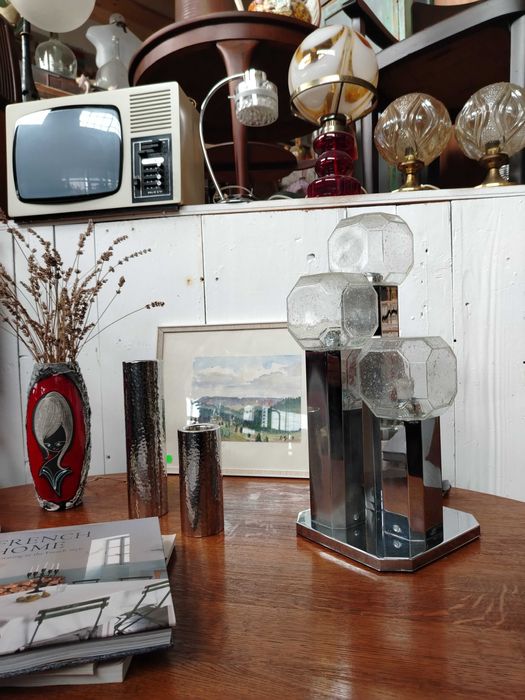 Lampa veche stil Mid-Century Modern cu abajururi din sticla/ Veioza