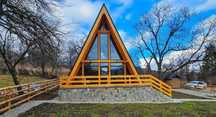 Cabane A-frem din lemn tratat