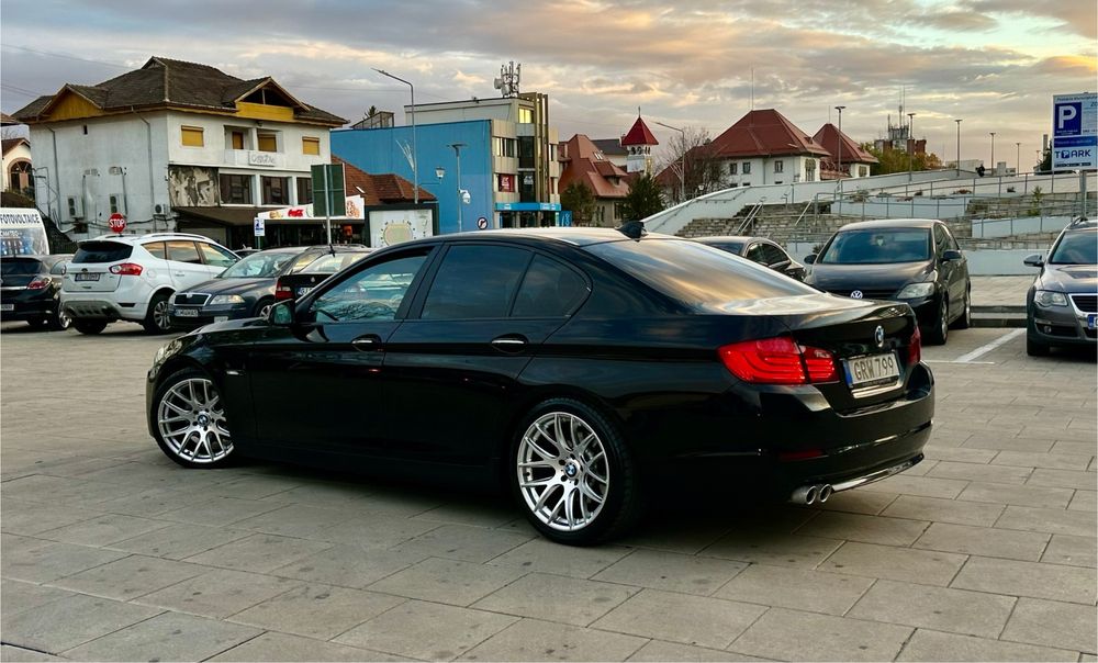 Bmw 520 D/184 cp/Automat/paket m/