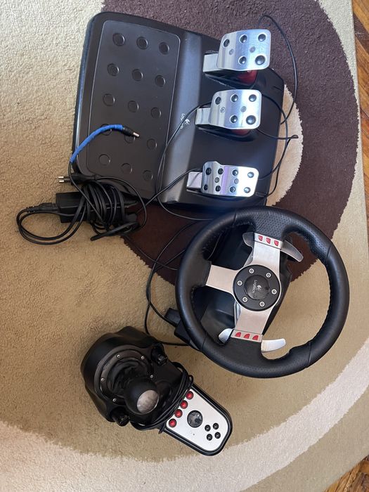 Vand volan logitech g27