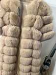 Blană naturală de vulpe polară 100% – Eleganță pură, lux absolut!