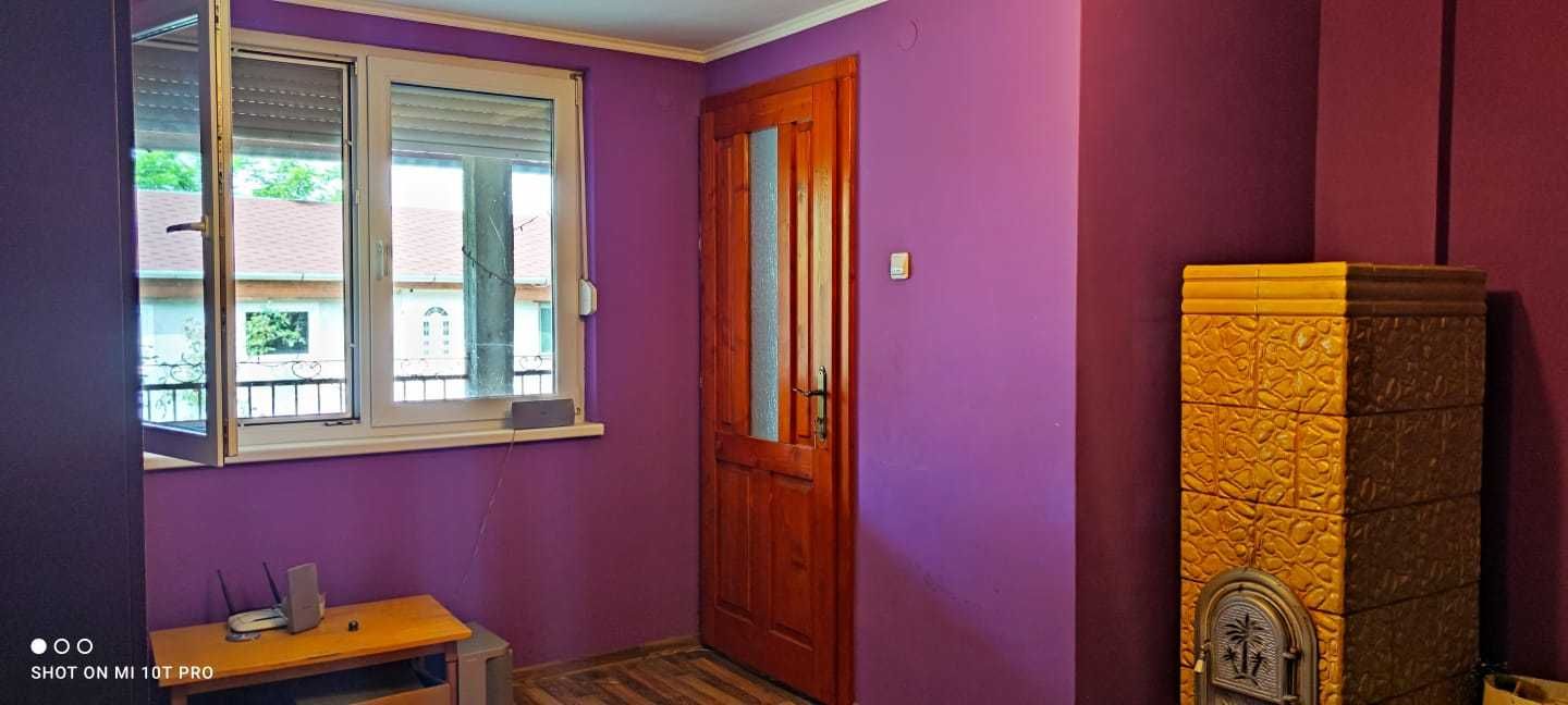 Vand casa de vacanta in Santimreu