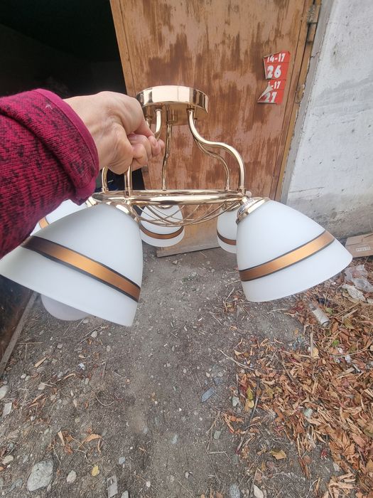 Люстра для дома.