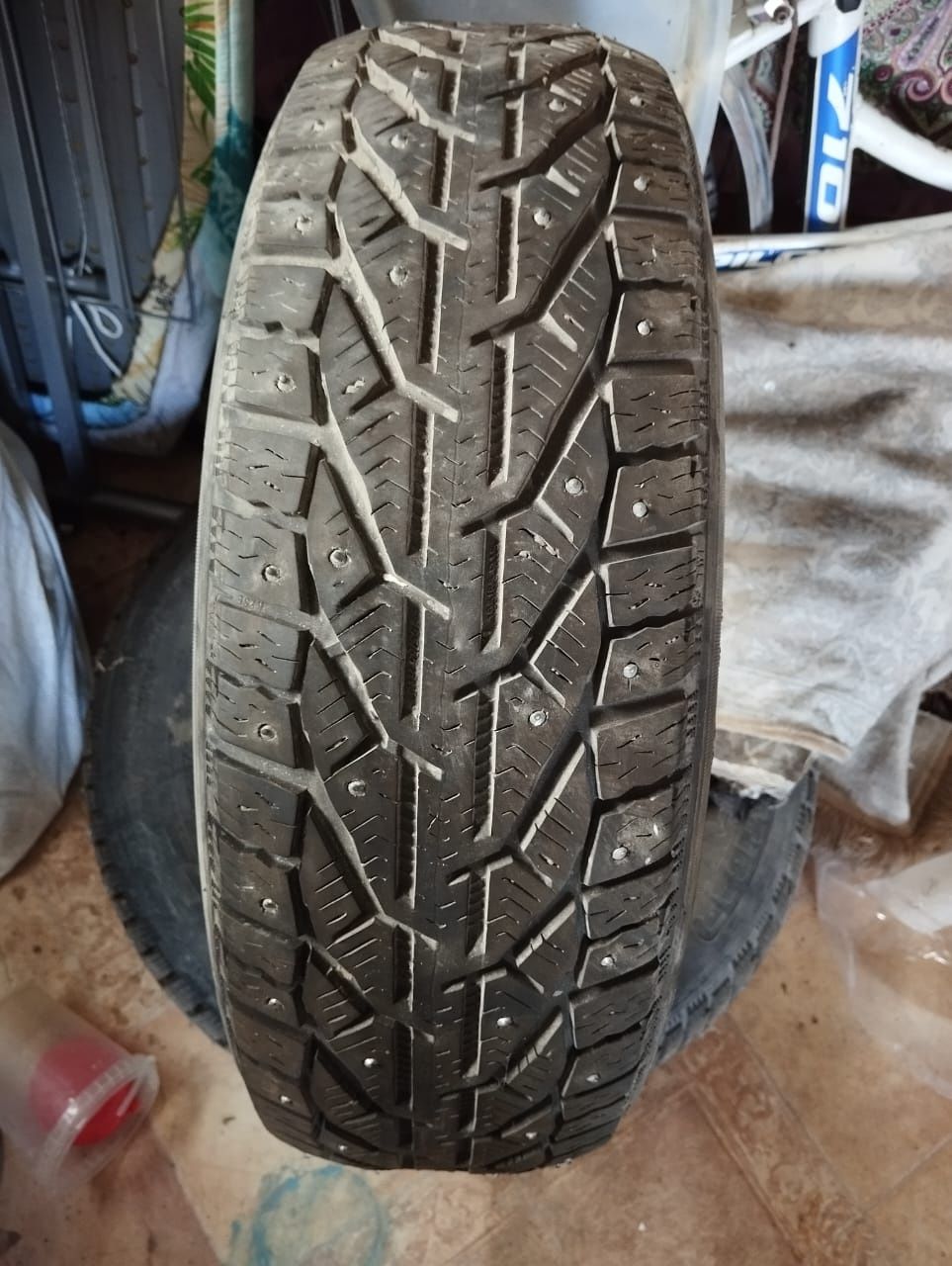 Продам шины зимние