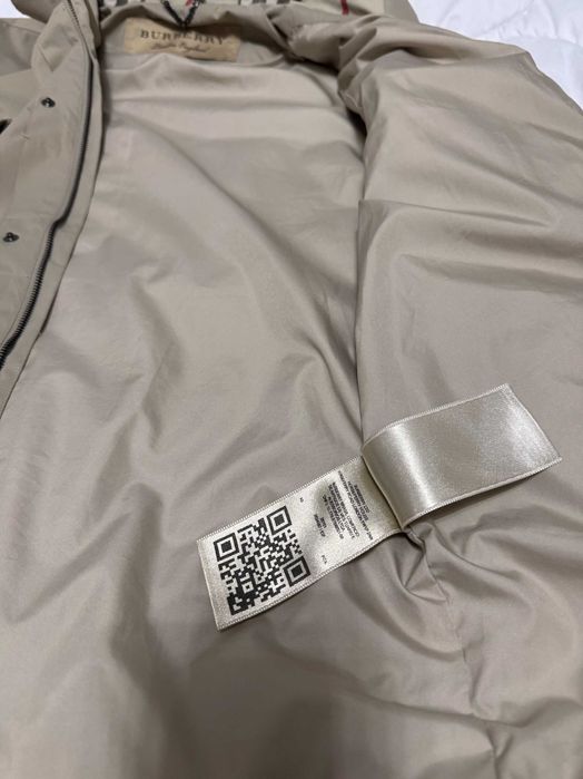 Jacheta/geaca cu gluga Burberry