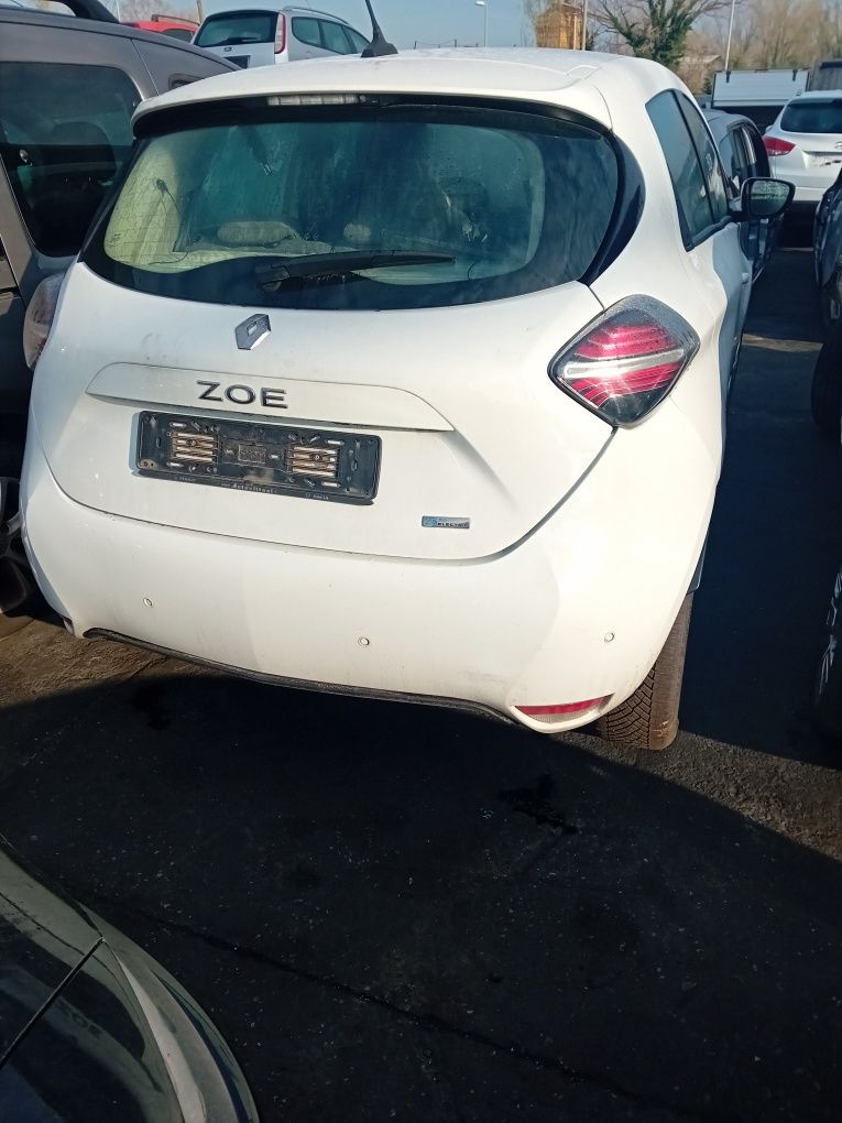 Vând piese Renault Zoe an 2021 electric Facelift