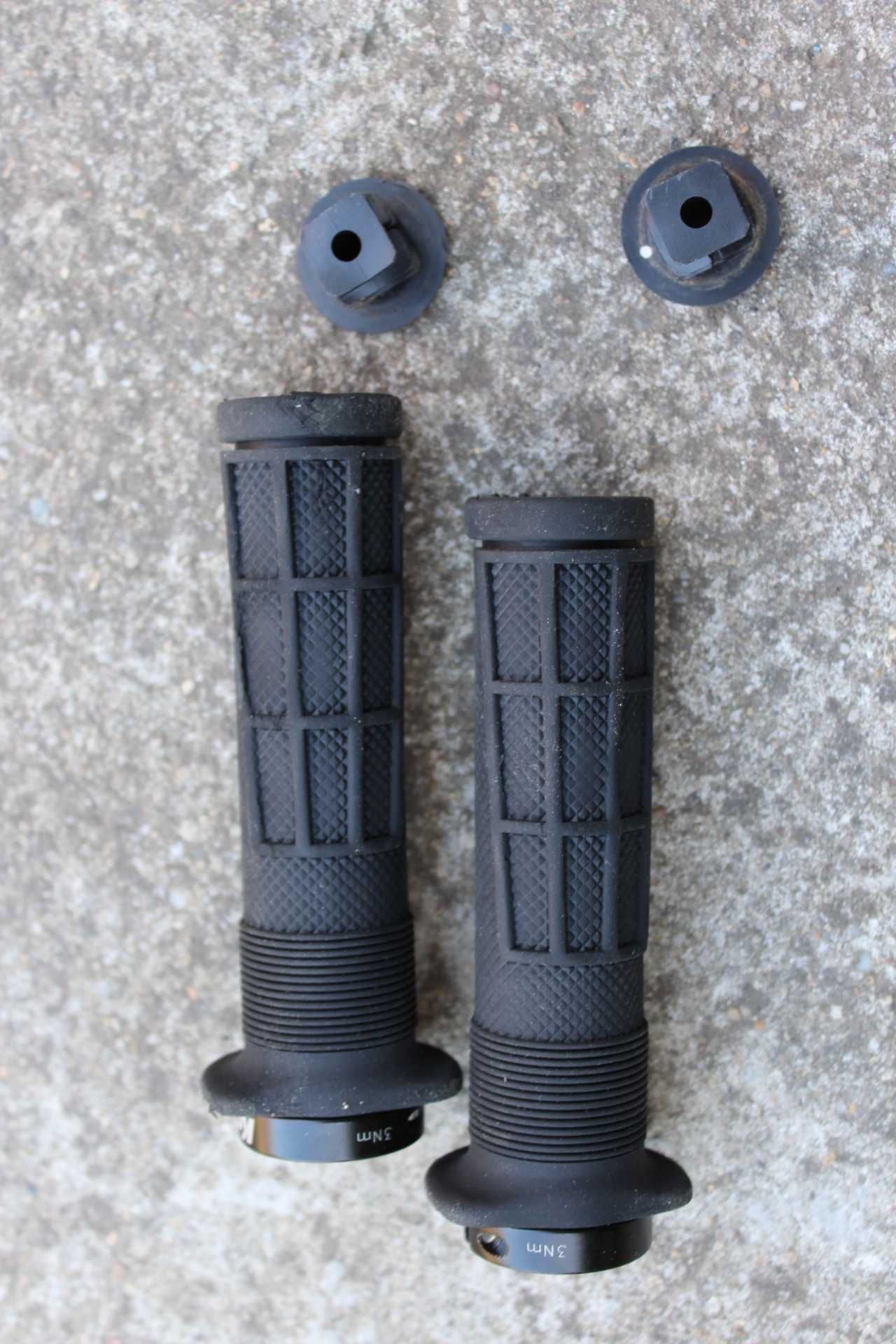 Katana GC4 Endura Grips + Dop Ergon - folosit