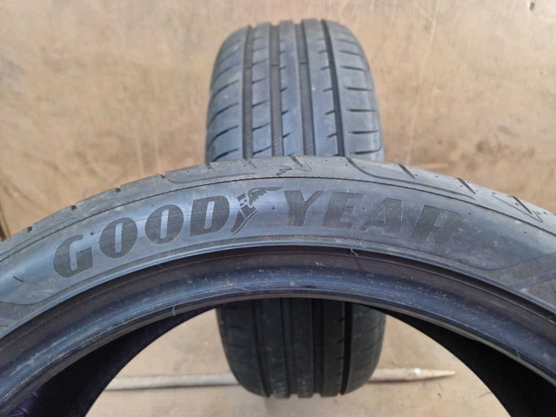 2 Goodyear R19 225/45
летни гуми Runflat 
DOT4719