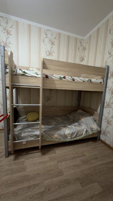 Двухярусная кровать