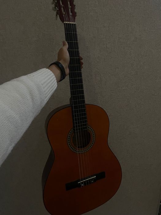 Классическая гитара Laguna