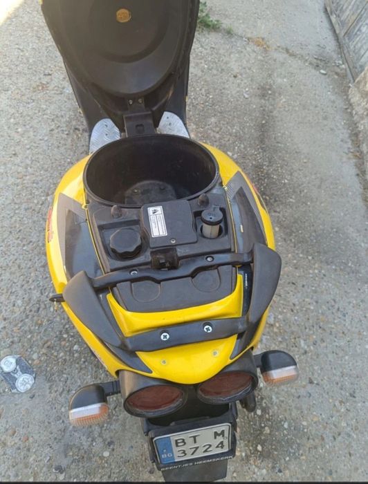 Aprilia sr50 с Документи