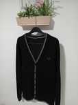 Cardigan Fred Perry marimea M. Clasic Fit.