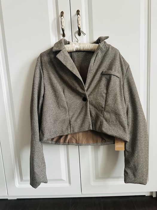 Costum masura M , stil Massimo Dutti , Nou , sacou cu fusta pantalon