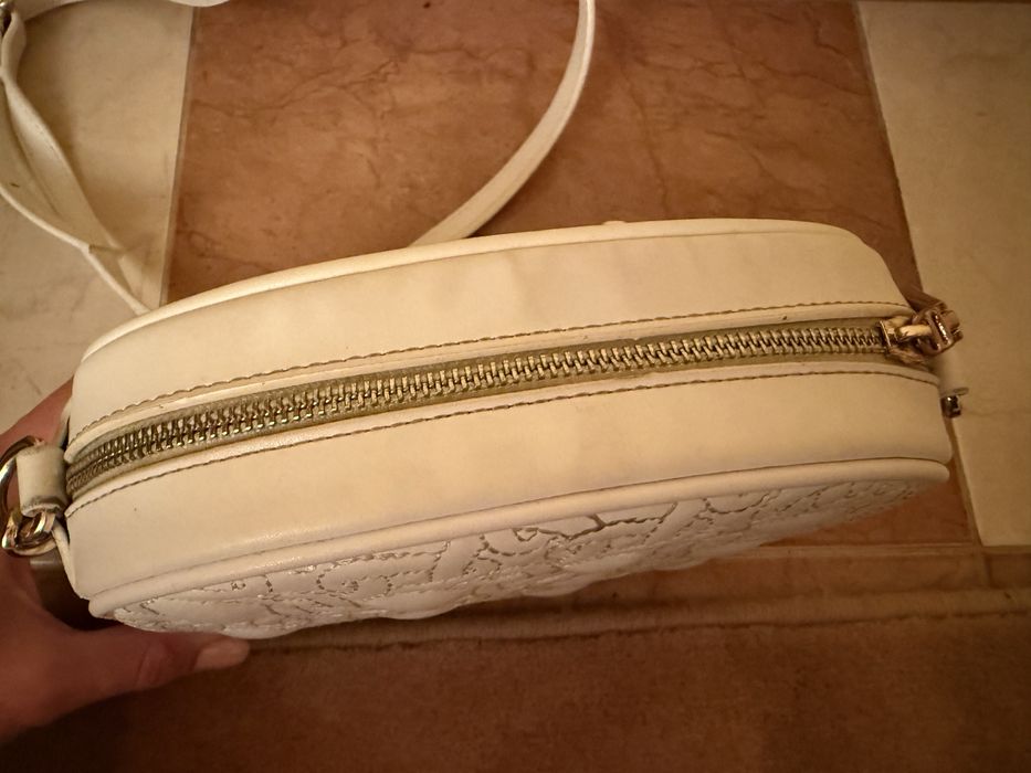Чанти и раница Guess USPA Ciel