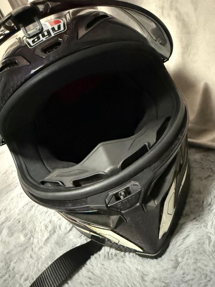 Casca agv pista gp rr iridium