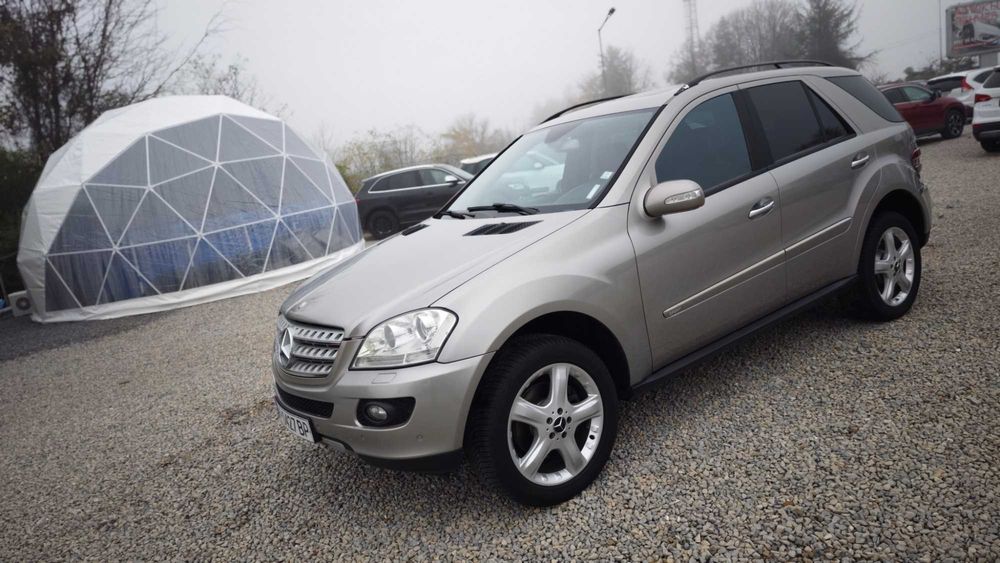 ВСИЧКО ПЛАТЕНО/Напълно Обслужен/Нови Дискове и Накладки Mercedes ML320