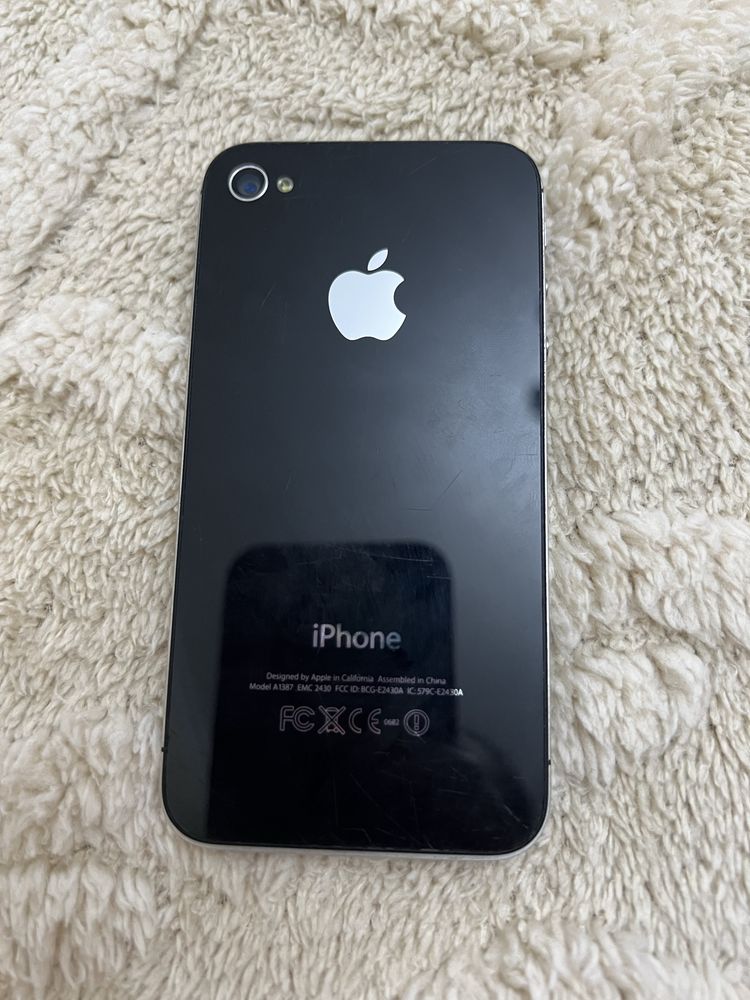 Айфон 4 S продам