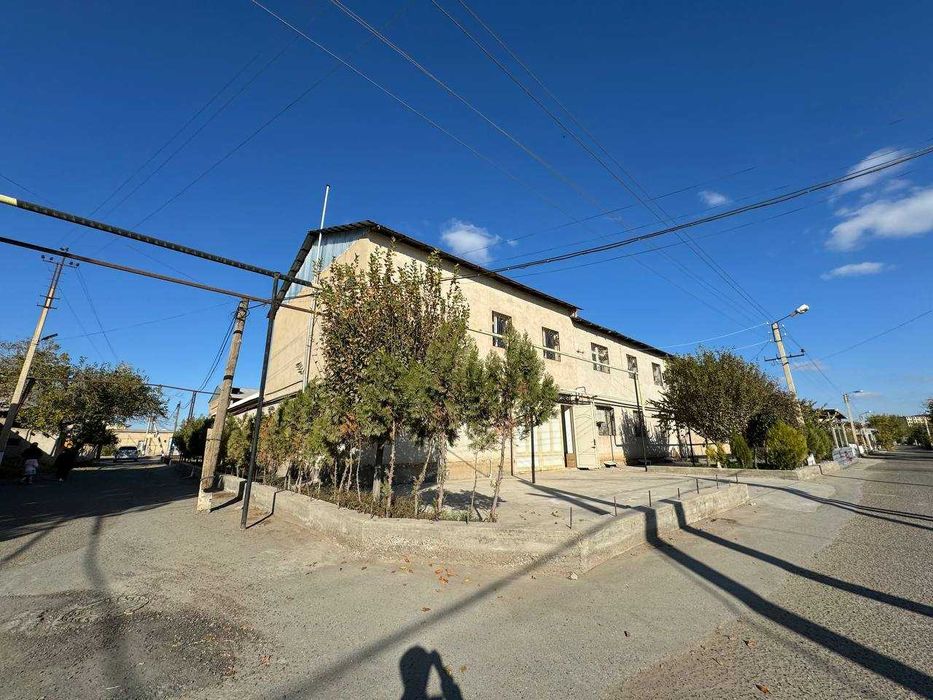 Tayyor 6 sotiqli hovli sotiladi