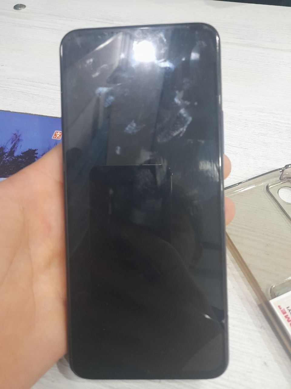 Vivo y31 xotira 128gb