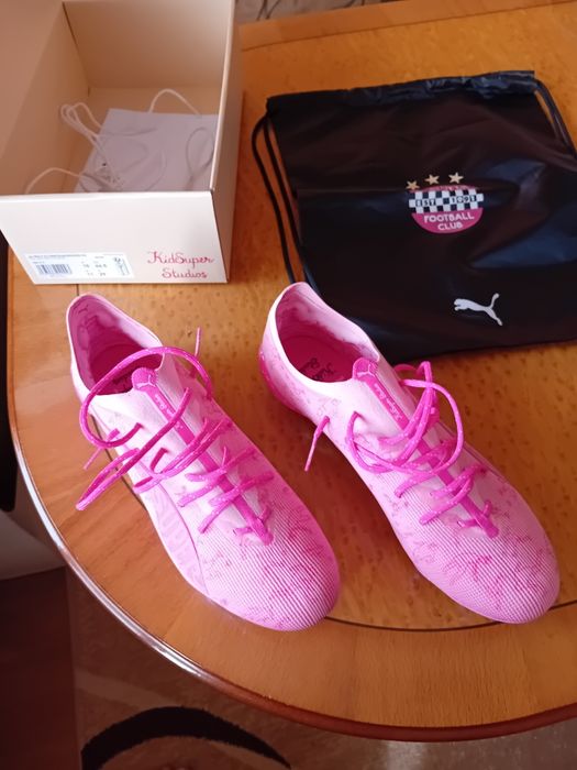 Продавам Футболни Обувки Puma