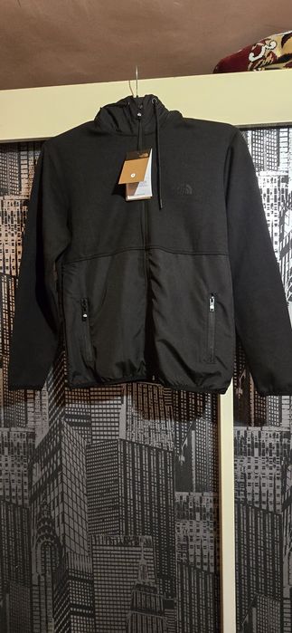 Vând trening the North face