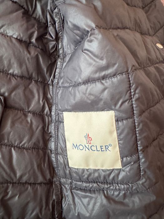 Moncler дамско якенце гъши пух есен
