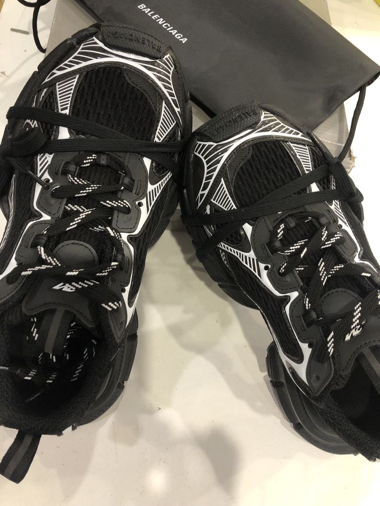 balenciaga 3xl..