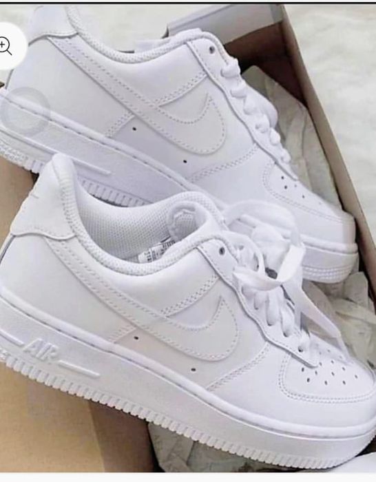 Nike Air Force măr 39 - Noi