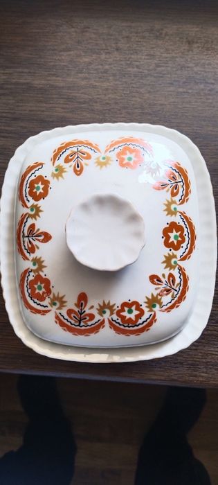 Продается сахарница винтажная